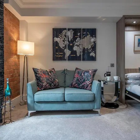 Chocolets - The Kitkat Apartman York