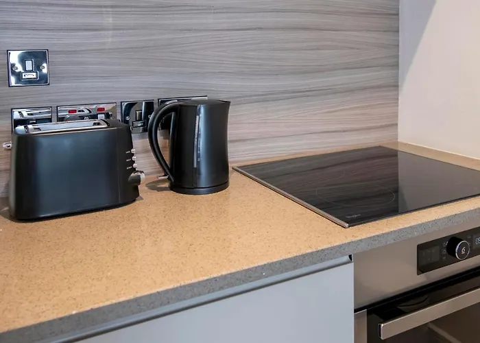 Chocolets - The Kitkat Apartament York