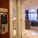 Chocolets - The Kitkat Apartamento York